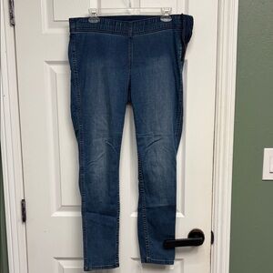 CAbi Women's Skinny Stretch Denim in Dark Blue Wash